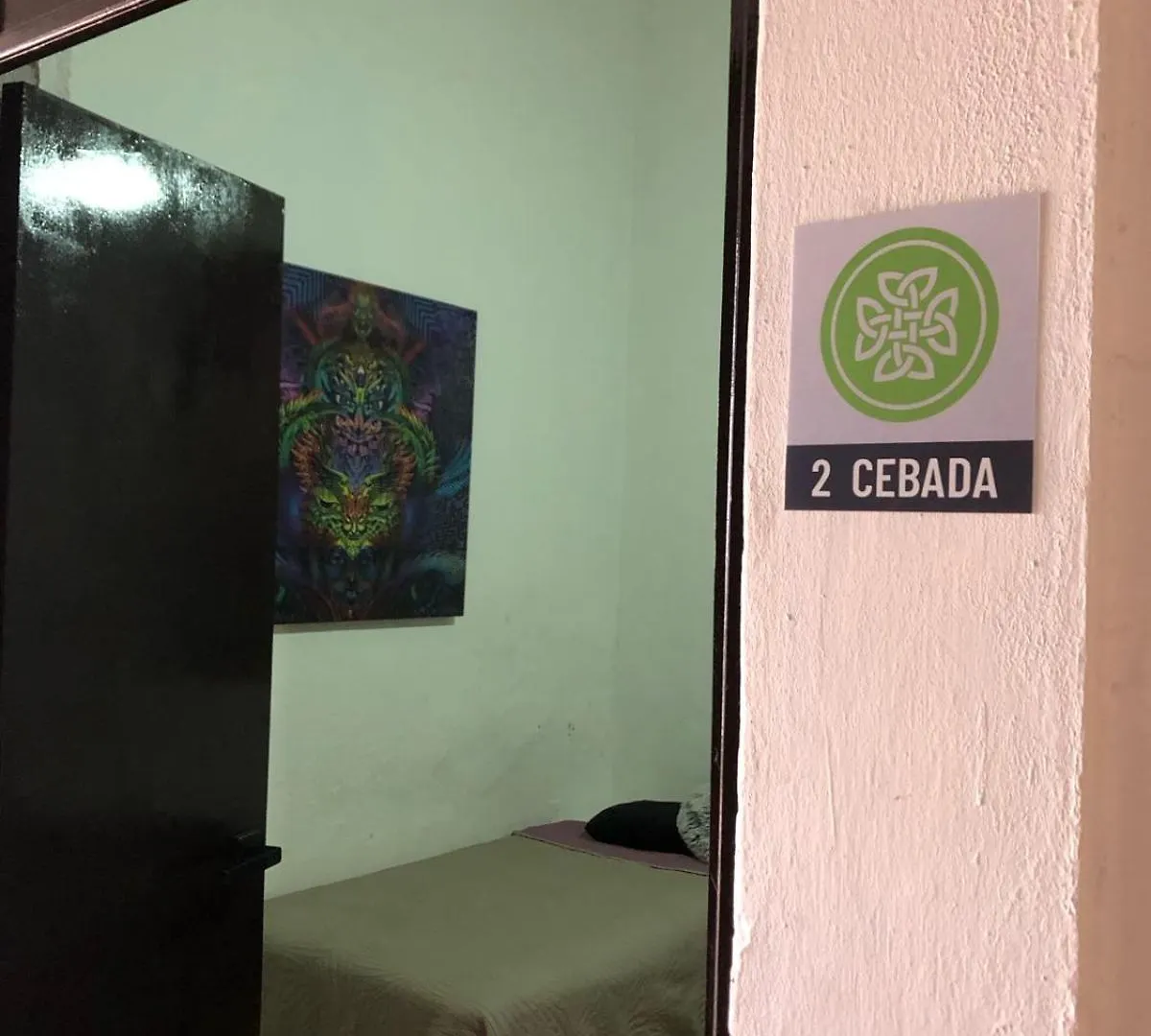 Hostal Centeno Guadalajara Gæstehus
